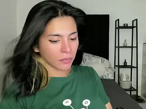 your bianca69 online show from January 24, 2025, 4:37 am