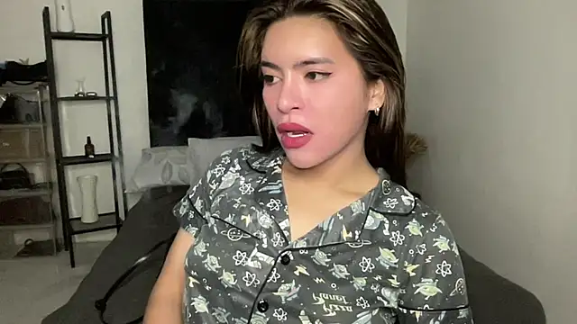 your bianca69 online show from April 20, 2026, 11:39 pm