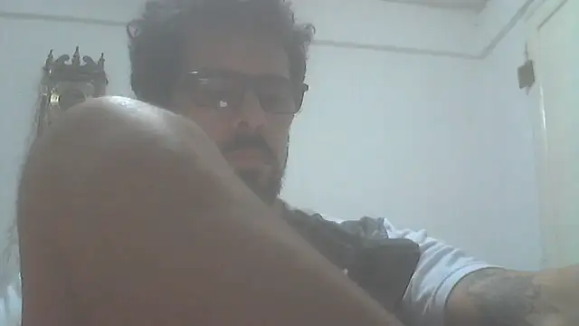 Snapshot of el_principe_hot chatting on June 15, 2026, 11:40 pm el principe hot online show from June 15, 2026, 11:40 pm