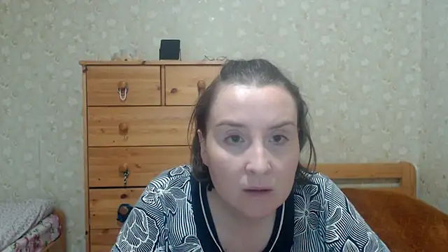 Smart Rose online show from September 28, 2025, 2:00 pm