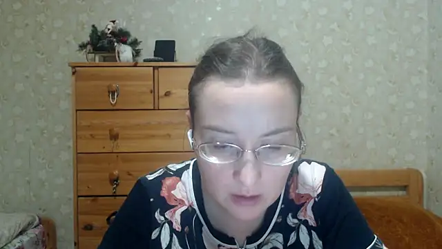 Smart Rose online show from February 9, 2026, 7:29 pm