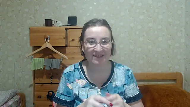 Smart Rose online show from March 3, 2026, 5:52 pm