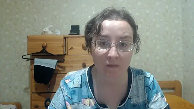 Smart Rose online show from April 19, 2026, 6:43 pm