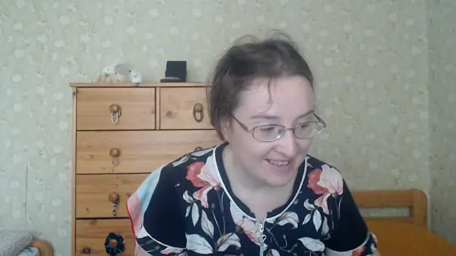 Smart Rose online show from April 21, 2026, 3:17 pm