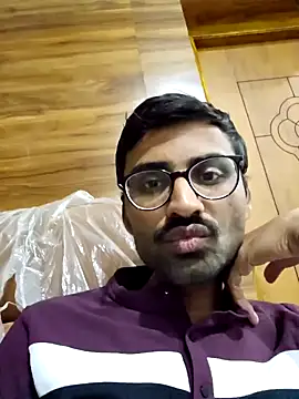 krishna8035 online show from February 6, 2025, 2:26 pm