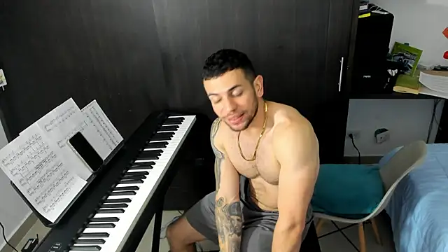 logan smith online show from December 22, 2025, 2:08 am