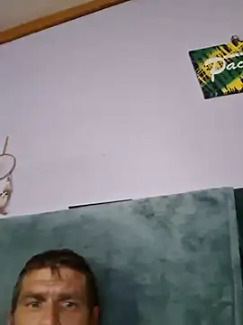 Snapshot of bam420bam chatting on June 4, 2026, 8:37 pm bam420bam online show from June 4, 2026, 8:37 pm