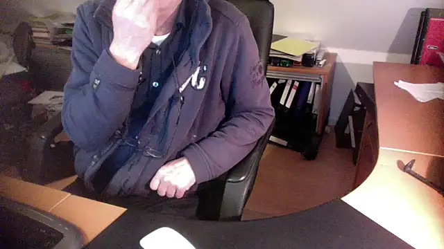 outlaw200 online show from December 3, 2024, 6:28 pm