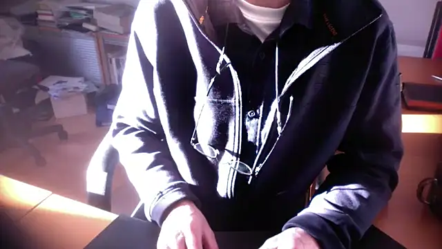 outlaw200 online show from December 20, 2024, 11:32 am