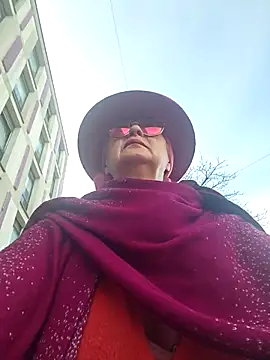 MucMilf59 online show from November 13, 2025, 9:30 am