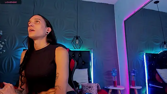 joaisaza online show from March 6, 2025, 4:41 am