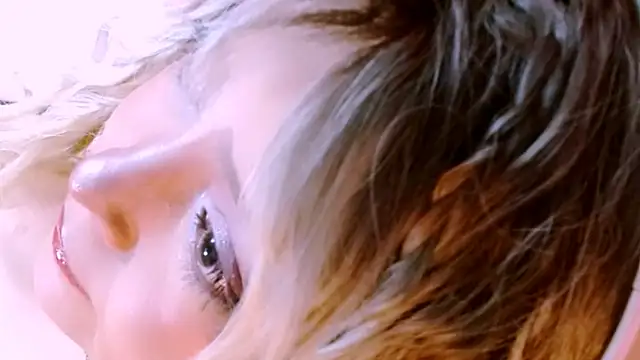 Honey Lucy1 online show from March 6, 2026, 11:45 pm