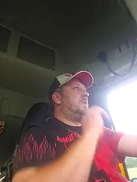 ktmtom247 online show from September 25, 2025, 5:11 am