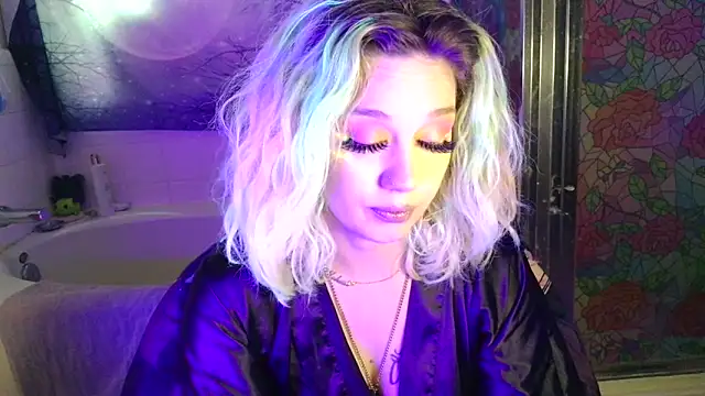 Snapshot of TEXASMARYYYJANE chatting on May 26, 2026, 1:40 pm TEXASMARYYYJANE online show from May 26, 2026, 1:40 pm