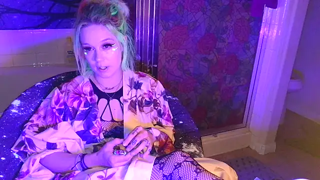Snapshot of TEXASMARYYYJANE chatting on July 17, 2026, 2:18 am TEXASMARYYYJANE online show from July 17, 2026, 2:18 am