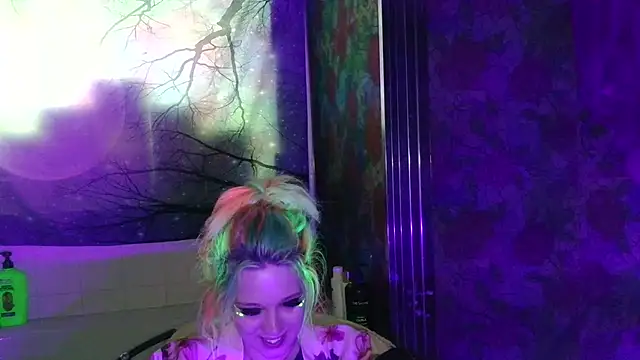Snapshot of TEXASMARYYYJANE chatting on July 17, 2026, 3:29 pm TEXASMARYYYJANE online show from July 17, 2026, 3:29 pm