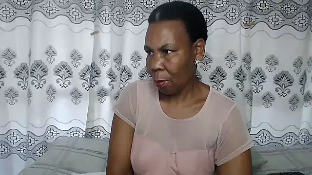 SuperNova40 online show from February 6, 2025, 6:29 am