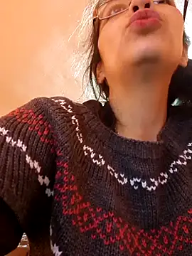 rposhta1991 online show from February 15, 2025, 6:12 pm