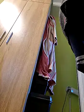 rposhta1991 online show from September 18, 2025, 4:14 am