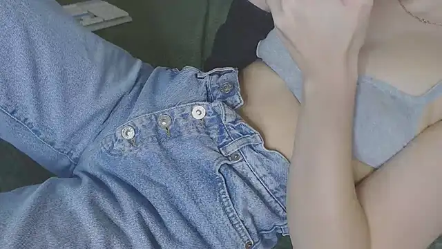 Kiradoll27 online show from January 10, 2025, 1:09 pm