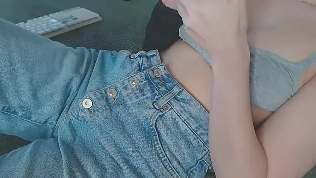 Kiradoll27 online show from February 11, 2025, 10:04 am