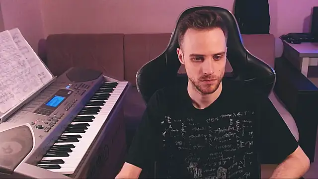 Sweetparker online show from December 18, 2025, 11:33 pm