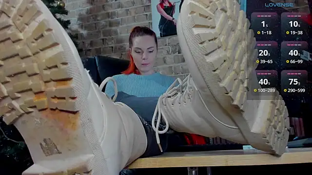 MrsVenus online show from January 12, 2025, 7:11 am