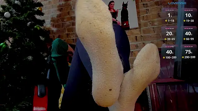 MrsVenus online show from February 6, 2025, 10:37 am