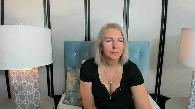 EricaTop online show from December 21, 2024, 6:09 am