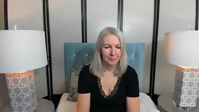 EricaTop online show from February 19, 2026, 9:33 pm