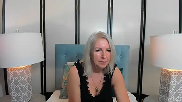 EricaTop online show from June 6, 2026, 5:12 am