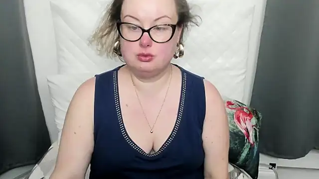 dirtyBonnie online show from February 9, 2026, 5:22 am