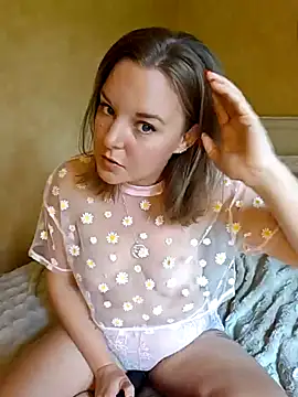 SwedishJennifer online show from September 14, 2025, 9:30 am