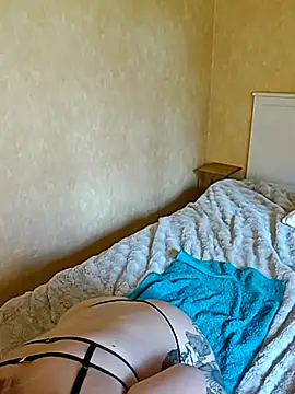 SwedishJennifer online show from October 3, 2025, 1:41 pm