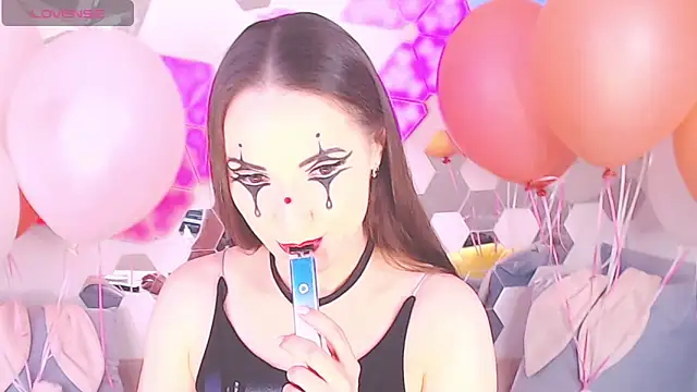 LexiKiss online show from January 28, 2025, 9:41 am