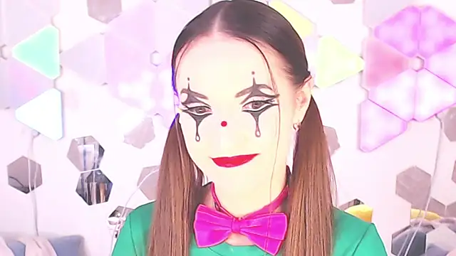 LexiKiss online show from September 20, 2025, 4:57 am