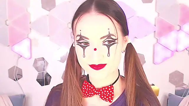 LexiKiss online show from September 23, 2025, 6:38 am