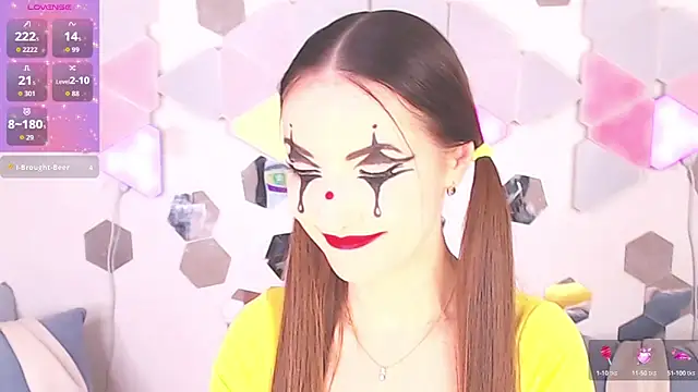 LexiKiss online show from October 3, 2025, 5:26 am