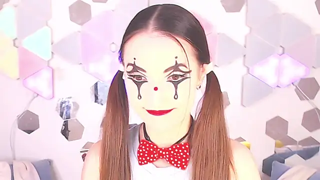 LexiKiss online show from November 11, 2025, 11:05 pm