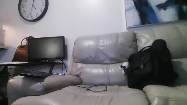 DRHUNGRX online show from April 10, 2026, 4:50 am