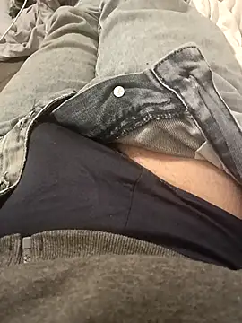 dark8in online show from April 13, 2026, 1:22 am