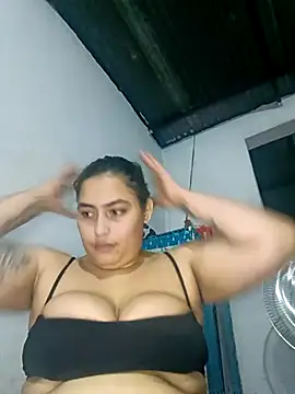 xandra252 online show from May 22, 2026, 6:42 am