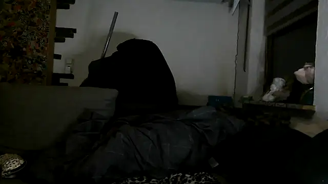 RoxxyInk online show from April 25, 2026, 11:35 pm