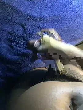 Snapshot of Curvy_conda chatting on January 27, 2025, 7:13 pm Curvy conda online show from January 27, 2025, 7:13 pm