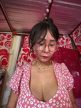 sweetieme online show from June 5, 2026, 1:34 am