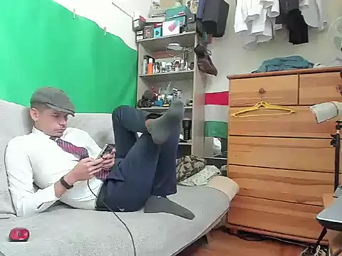 viraglaci18xh online show from October 12, 2025, 1:21 pm