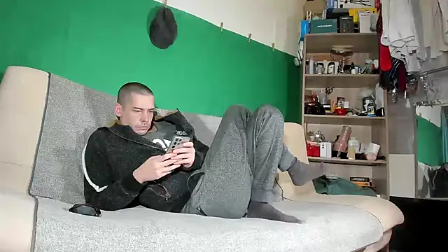 viraglaci18xh online show from February 7, 2026, 5:55 am