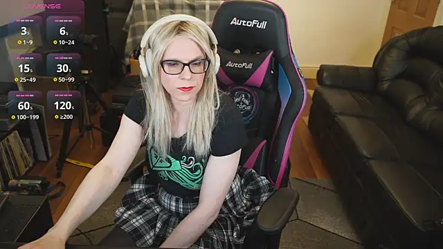 KelseyCobalt online show from October 2, 2025, 8:49 pm