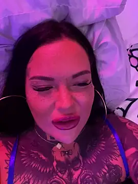  MelinaCurves  online show from September 30, 2025, 8:47 pm