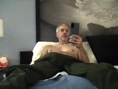 Biknight online show from December 15, 2024, 11:42 pm